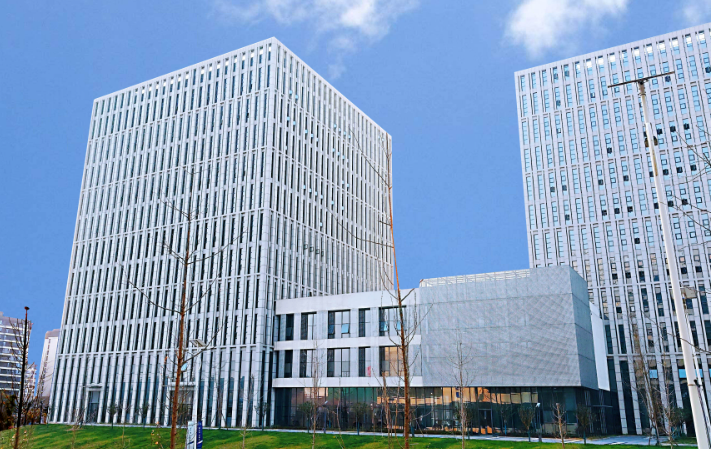 上海慧展广告有限公司2024年企业宣传册设计服务方案与案例解析